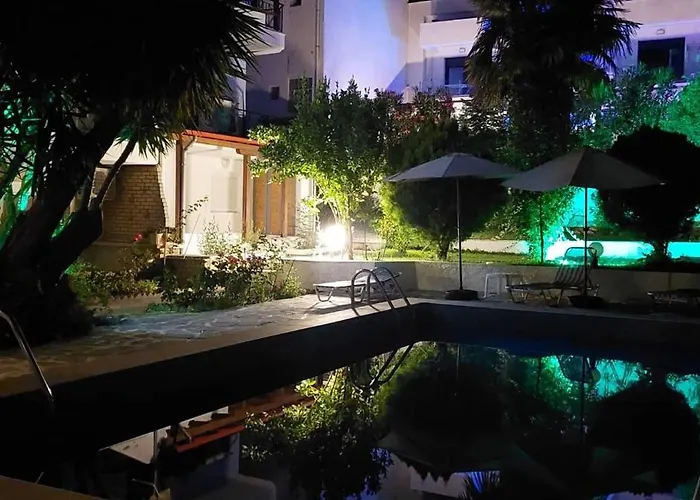 Tivoli Palms *