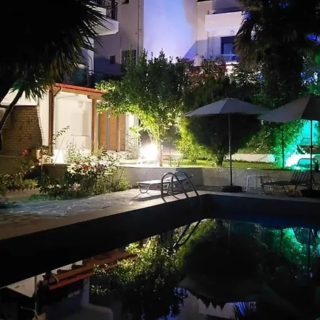 Tivoli Palms *